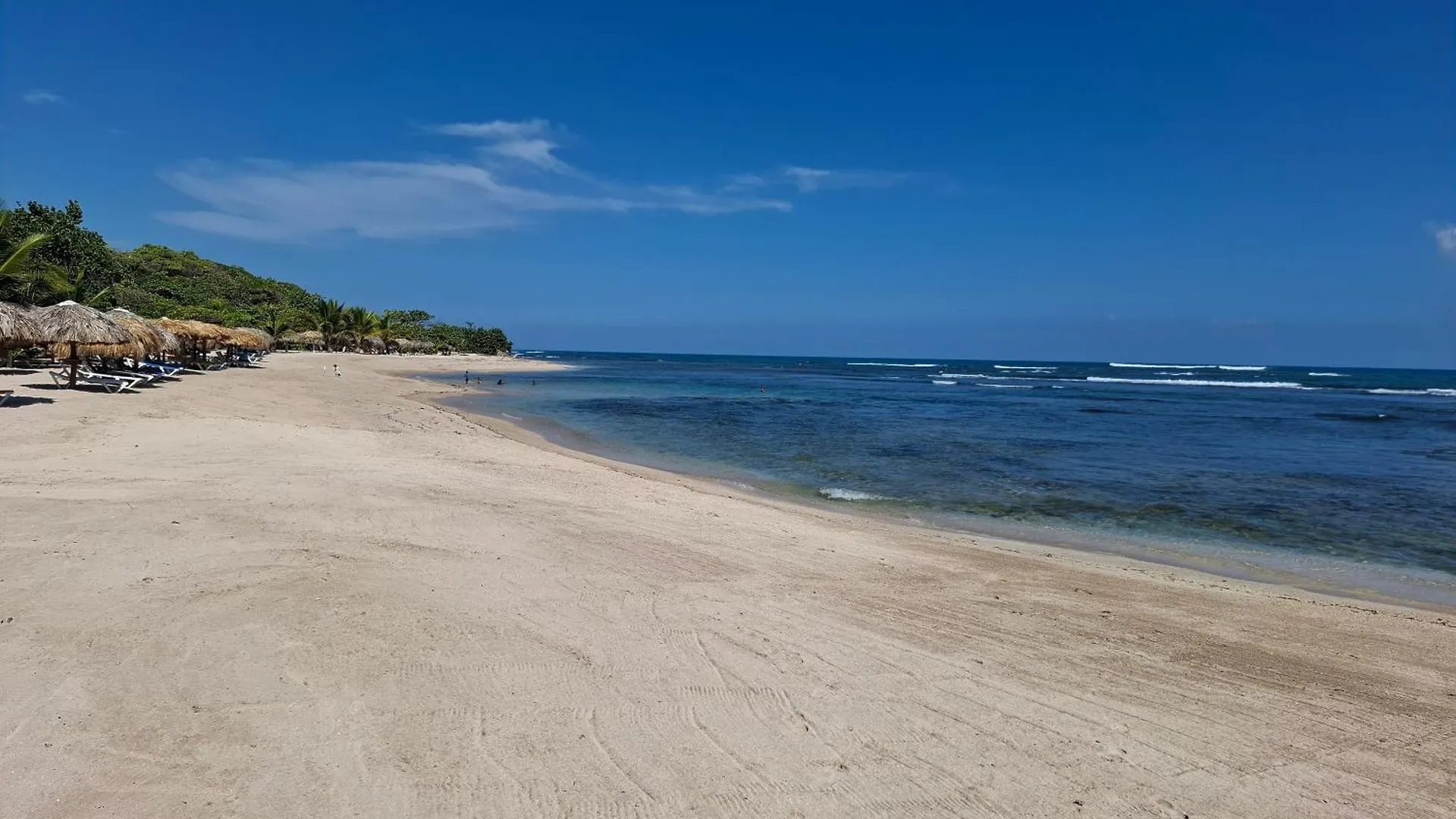 Cozy Apartment In Gated Community Costambar, Puerto Plata